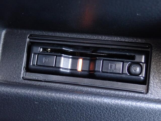 ETC�������Ă���܂��B�L�����H�̗������Œ�Ԃ��鎖�Ȃ��X���[�Y�ɒʉ߂ł��܂��B