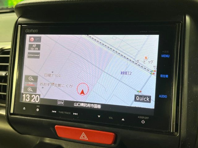 �y�����i�r�z�l�C�̏����i�r�𑕔����Ă���܂��B�i�r�̎g���₷���͂������A�I�[�f�B�I�@�\���[��!�L�����v�◷�s�͂������A�ʋ΂┃�����ȂǕ��i�̃h���C�u���y�����Ȃ�͂���