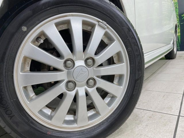 �y����14�C���`�A���~�z�C�[���z�O�ςɃ}�b�`���������A���~�z�C�[���𑕒����Ă���܂��B�e��ЊO�A���~�z�C�[����A�X�^�b�h���X�^�C�����戵�����Ă���܂��B���񂲑��k����������