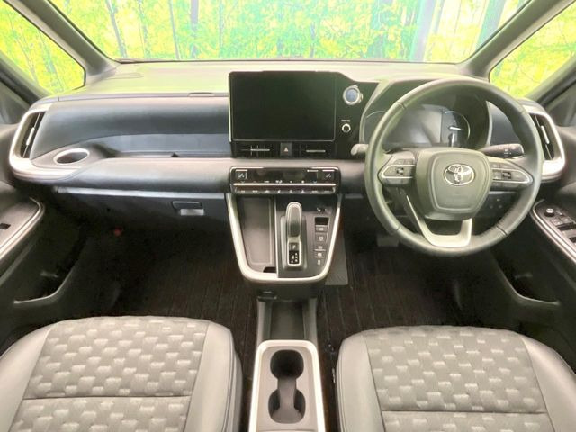 ヴォクシー1.8 ハイブリッド S-Z