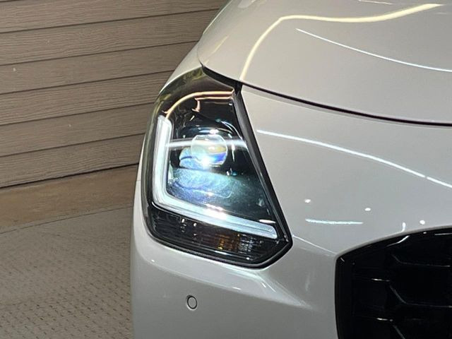 �yLED�w�b�h���C�g�z���V����ԑ��s�����ǍD�Ȏ��E���m�ۂ����S���ĉ^�]�ł��鍂�P�xLED�w�b�h���C�g�𑕔�!�_�����x�������A����d�͂��}�����Ă��܂��B