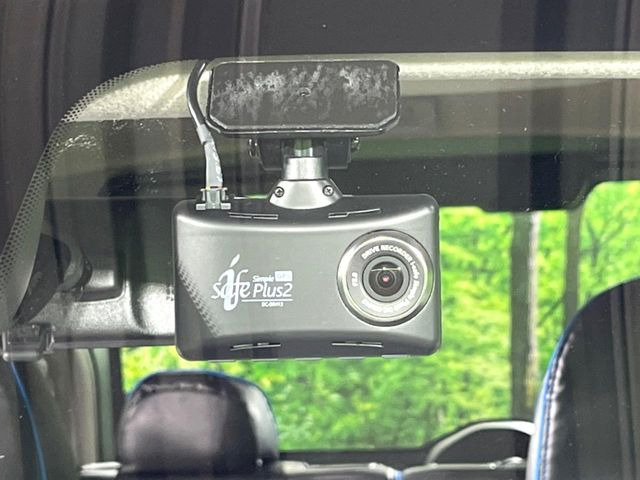 �y�h���C�u���R�[�_�[�z���S�E���S�ȃJ�[���C�t�ɕK�{�̃h���C�u���R�[�_�[�𑕔�!���s���͂������A������^�]�⎖�̂ɑ��������ۂ̏󋵂��f���ŋL�^���A����̃��X�N�ɔ����܂��B