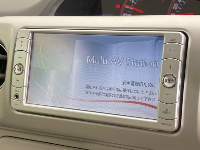 �y�����i�r�z�l�C�̏����i�r�𑕔����Ă���܂��B�i�r�̎g���₷���͂������A�I�[�f�B�I�@�\���[��!�L�����v�◷�s�͂������A�ʋ΂┃�����ȂǕ��i�̃h���C�u���y�����Ȃ�͂���