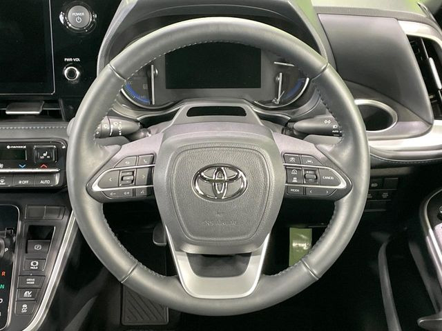 �y�����v�����X�e�A�����O�z�㎿�Ȋv���g�p���邱�ƂŁA��ɂ����������݂ƂĂ��^�]���₷���n���h���ł���