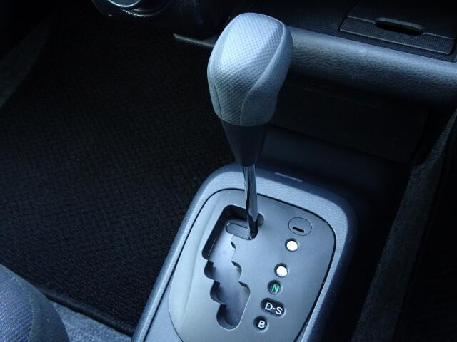 �e�푀��X�C�b�`������̊m�F���[�ԑO�ɓ_�������Ē����܂��B