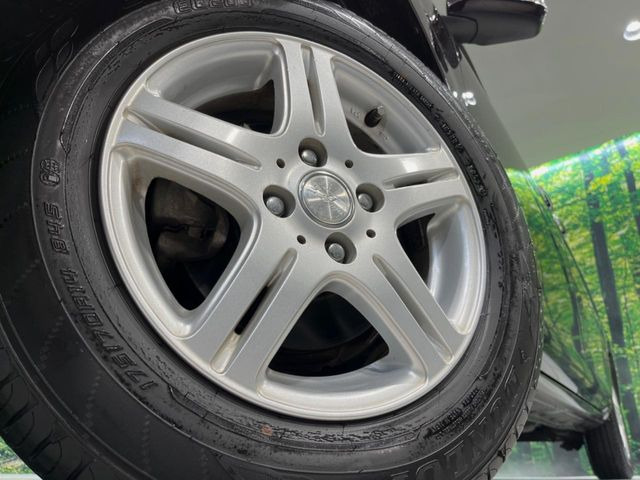 �y�����C���`�A���~�z�C�[���z�O�ςɃ}�b�`�����A���~�z�C�[���𑕒����Ă���܂��B�e��A���~�z�C�[����A�X�^�b�h���X�^�C�����戵�����Ă���܂��B���񂲑��k����������