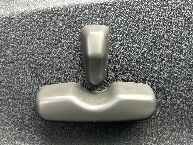 �y�p���[�V�[�g�z�X�C�b�`��ŊȒP�ɃV�[�g�̔��������\!�d��������͂�����܂���!���K�ȃV�[�g�|�W�V�����ɃZ�b�g���āA���K�ȃh���C�u�����y���݂��������B