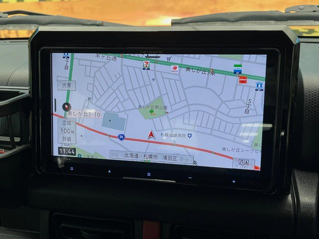 �y9�^�i�r�Q�[�V�����z�ړI�n�܂ł�������ē����Ă����g���₷���i�r�BBluetooth�ڑ�����΂������̃X�}�z��MP3�v���C���[�̉��y���Đ��\!�����̉^�]������Ɋy�����Ȃ�܂�!!