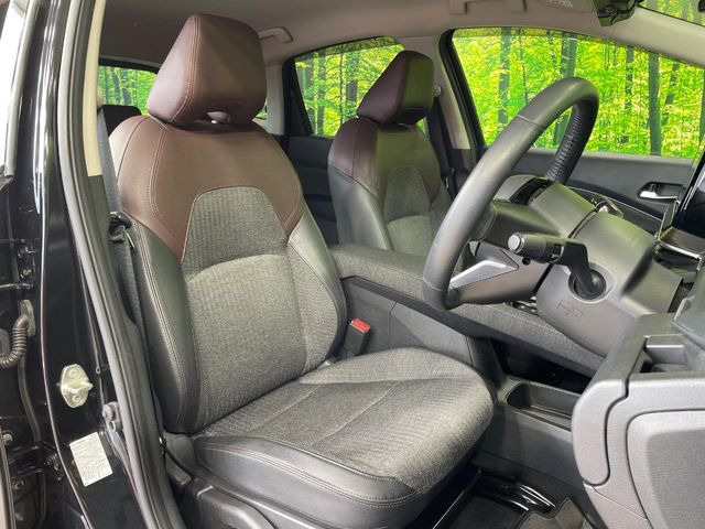 �y�n�[�t���U�[�V�[�g�z�������ƍ���S�n�𗼗������l�C�̃V�[�g���w�ʁE���ʂ̃t�@�u���b�N�f�ނ́A�ʋC���̗ǂ��⊊��ɂ����ɗD��Ă��܂��B�C���╞���ɍ��E���ꂸ���K�ɂ���肢�������܂��B