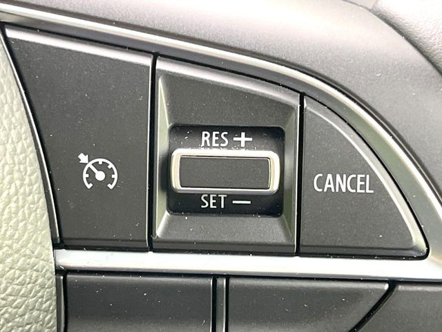 �y�N���[�Y�R���g���[���z�������H�����N���N���s�B�A�N�Z���𗣂��Ă���葬�x�ő��s���ł��A�������^�]���̕��S���y��!�����E�������ȒP�ȃX�C�b�`����Œ����ł��܂��B