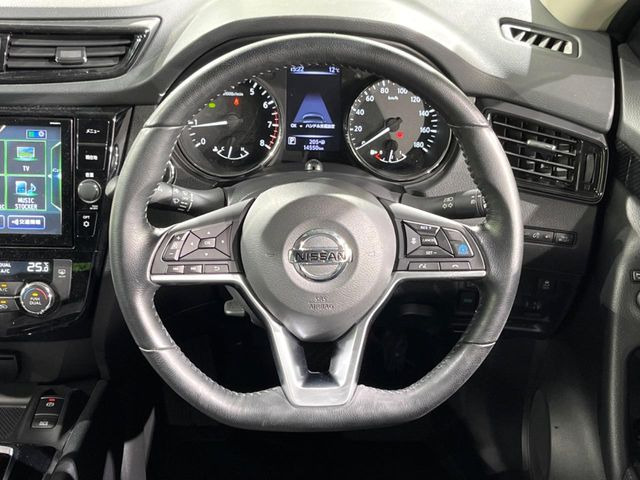 �y�����v�����X�e�A�����O�z�㎿�Ȋv���g�p���邱�ƂŁA��ɂ����������݂ƂĂ��^�]���₷���n���h���ł���