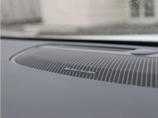 �h�C�c�̃{���{���`���[�j���O���[�J�[HEICO SPORTIV�̐��K�̔��X���t���ƈ��m���ɂ�HEICO SPORTIV�v���~�A���p�[�g�i�[KANTO / TOKAI�Ƃ��ĉ^�c�����Ă��܂��B