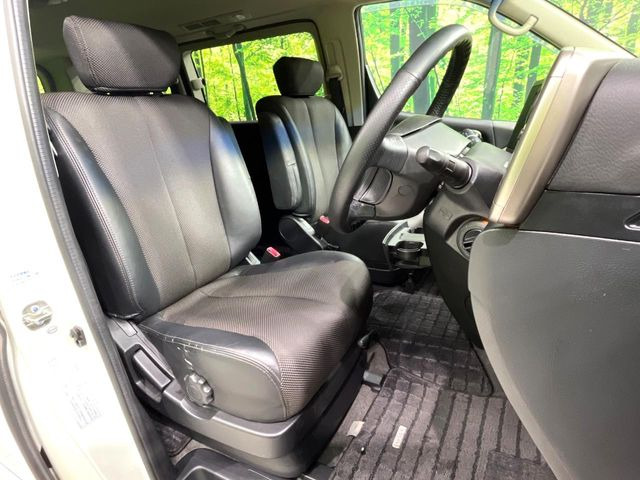 �y�n�[�t���U�[�V�[�g�z�������ƍ���S�n�𗼗������l�C�̃V�[�g���w�ʁE���ʂ̃t�@�u���b�N�f�ނ́A�ʋC���̗ǂ��⊊��ɂ����ɗD��Ă��܂��B�C���╞���ɍ��E���ꂸ���K�ɂ���肢�������܂��B