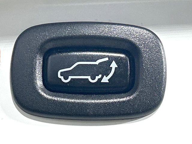 �y�p���[�o�b�N�h�A�z�X�}�[�g�L�[��^�]�Ȃ̃{�^�������������Ń��A�Q�[�g�������ŊJ���܂�!�ו��������Ă��鎞��A�����ʒu�ɂ���o�b�N�h�A��߂�ۂɕ֗��ȋ@�\�ł���