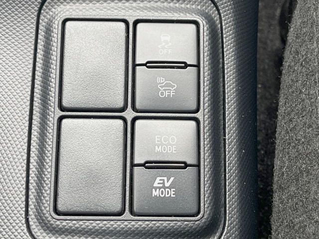 �y������h�~���u�z�ԗ��̉���������m����ƁA�����I�Ɏԗ��̐i�s������ۂ悤�Ɏԗ��𐧌䂵�܂��B�J�̓��ȂǊ���₷���H�ʏ󋵂ł����S�ȉ^�]���\�ł��B