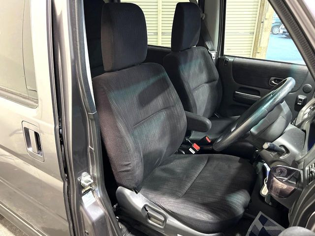 �h���C�o�[�ɂ���ĉ^�]���₷���|�W�V�����͈قȂ�A���̎Ԃ͂ǂ��Ȃ̂��s���Ȃ��Ƃ�����܂���ˁB�C�ɂȂ邨�Ԃ͓X���ŏ�荞��ł��m�F���������܂���