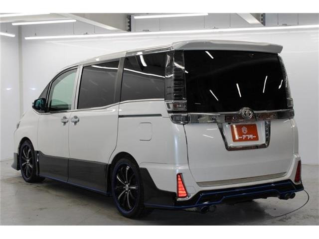 ���Ǝҗl�ւ̔̔��͂��f�肳���Ă��������܂��B �Ԍ������ԗ��̏ꍇ�́A�Ԍ����擾�������x�������z�ŕ\�����Ă���܂��B