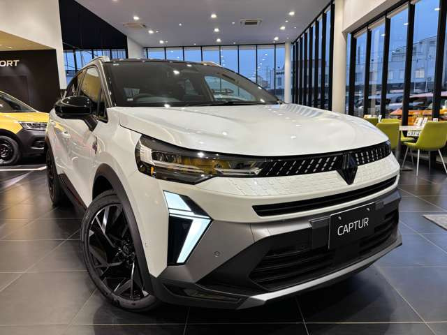 キャプチャーエスプリ アルピーヌ フルハイブリッド イーテック