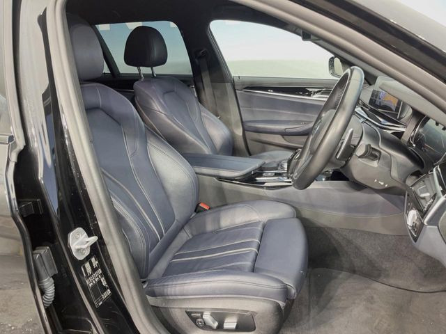 ���n���h�����̃X�������Ȃ��A���ꂢ�ȏ�Ԃ��ێ����Ă���܂��B�e�X�C�b�`���̓�����m�F�ς݂ł��B