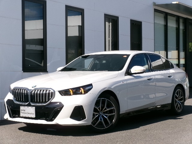 5シリーズセダン523d xドライブ Mスポーツ 4WD