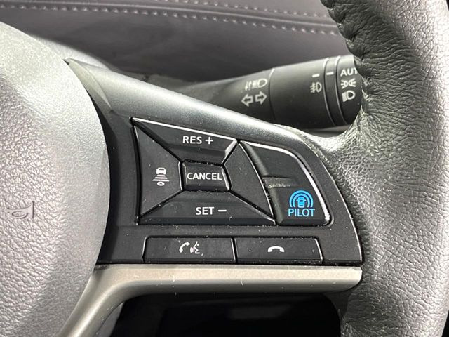 �y�v���p�C���b�g�z�������H�ł̒��������s���y��!!�a�؎��Ə��񑖍s�̃V�[���ŁA�A�N�Z���E�u���[�L�E�X�e�A�����O�������Ő��䂵�A�������^�]�̕��S���y�����Ă���܂���