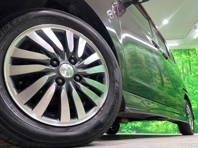 �y����14�C���`�A���~�z�C�[���z�O�ςɃ}�b�`���������A���~�z�C�[���𑕒����Ă���܂��B�e��ЊO�A���~�z�C�[����A�X�^�b�h���X�^�C�����戵�����Ă���܂��B���񂲑��k����������