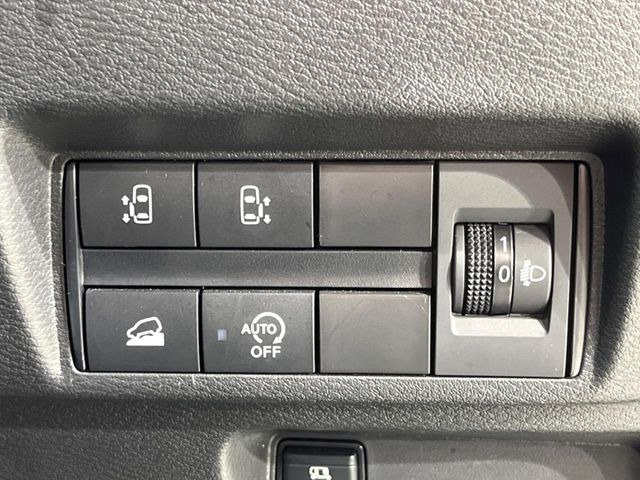 �y�����p���[�X���C�h�h�A�z�X�}�[�g�L�[��^�]�Ȃ̃X�C�b�`�Ō�ȗ����X���C�h�h�A�̊J���\���d��������͂����ăh�A���J����K�v�������A�����Ȃ��q�l�ł��ȒP�ɊJ���߂ł����K�ł���