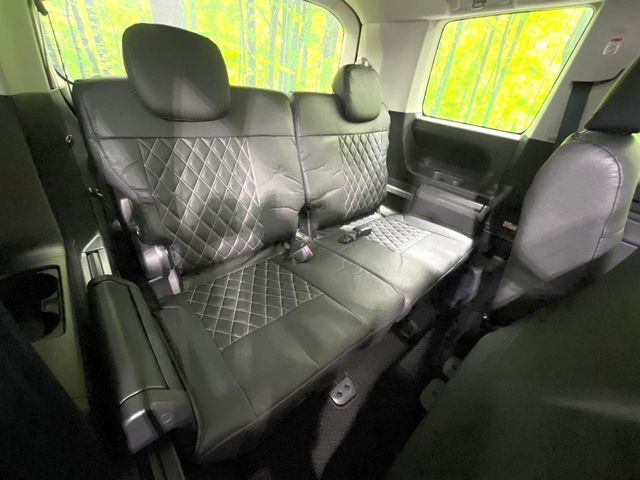 3��ڃV�[�g�͂�������ԗǍD����l�ł��������ƍ����Ē����܂��̂ŁA��l���ł̂��o���������N���N�ł��􂲉Ƒ��ŁA�C�̒m�ꂽ���ԂŁA�h���C�u�ɍs���̂��y���݂ł��ˁ�