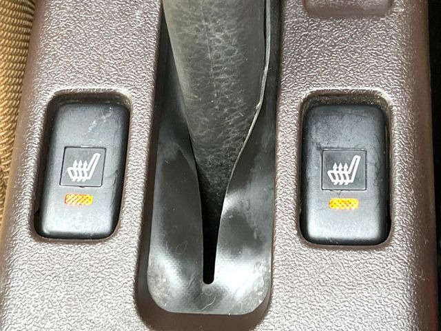 �y�V�[�g�q�[�^�[�z�������ɏd�󂷂�V�[�g�q�[�^�[!�G�A�R����葁�����܂��Ă����̂Ŋ�����̐l�����S�ł��ˁ�G�A�R���̉����͊������邩����A�Ƃ������ɂ����������߂ł��B