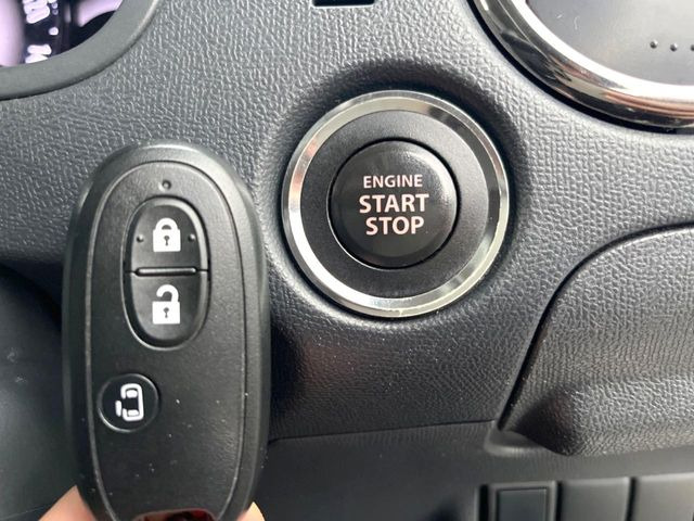 �y�C���e���W�F���g�L�[�z�J�o����|�P�b�g�ɓ��ꂽ�܂܂ł��h�A�̎{���E�������\�ȃX�}�[�g�L�[�𑕔��B�G���W���̃I���E�I�t�����J�M�����o���K�v����������Ƃ��Ă��֗��ł���