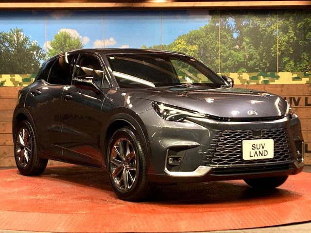 �������x�̃K���X�疌�ŝ����͂������A�㎿�ȃc���E����������B���O����_���J�����؂Ȉ��Ԃ�ی삵�A�F�����E�򉻂�h�~�B�u�e�X�v���b�V���R�[�g�v�A�u�e�v���~�b�T�R�[�g�v���炨�I�т��������܂��B