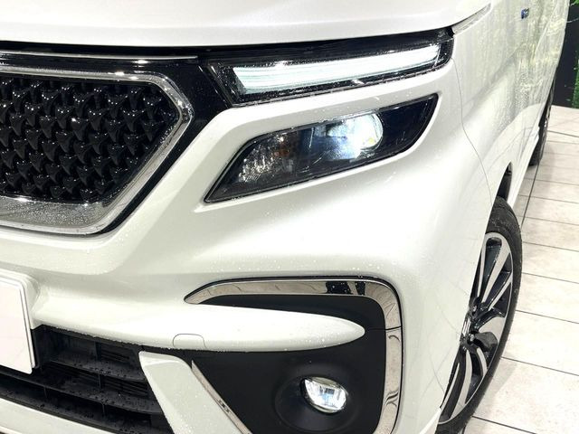 �yLED�w�b�h���C�g�z���V����ԑ��s�����ǍD�Ȏ��E���m�ۂ����S���ĉ^�]�ł��鍂�P�xLED�w�b�h���C�g�𑕔�!�_�����x�������A����d�͂��}�����Ă��܂��B