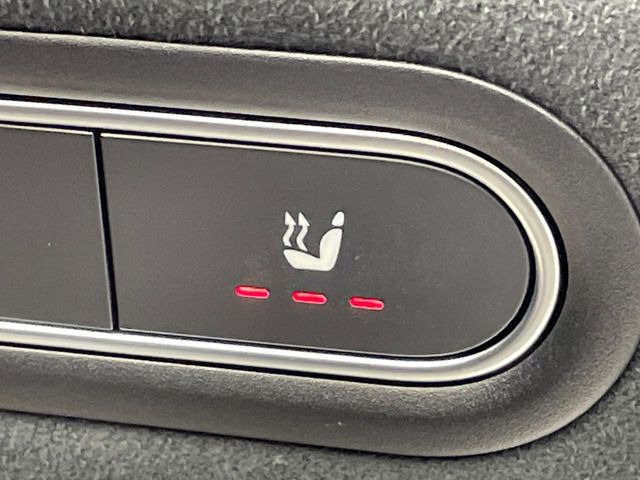 ���t�����g�V�[�g�q�[�e�B���O:�^�]�ȁE����ȋ��ɎO�i�K�Œ��߂��\�ȃV�[�g�q�[�^�[�𑕔����Ă���܂��B�G�߂��킸���K�ɂ��g�p���������܂��B