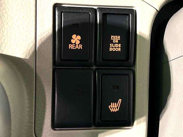 �y�V�[�g�q�[�^�[�z�������ɏd�󂷂�V�[�g�q�[�^�[!�G�A�R����葁�����܂��Ă����̂Ŋ�����̐l�����S�ł��ˁ�G�A�R���̉����͊������邩����A�Ƃ������ɂ����������߂ł��B