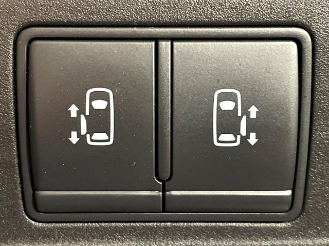 �y�����p���[�X���C�h�h�A�z�X�}�[�g�L�[��^�]�Ȃ̃X�C�b�`�Ō�ȗ����X���C�h�h�A�̊J���\���d��������͂����ăh�A���J����K�v�������A�����Ȃ��q�l�ł��ȒP�ɊJ���߂ł����K�ł���