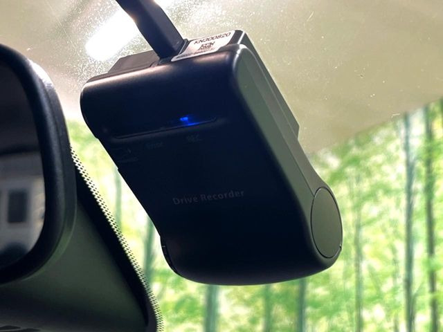 �y�h���C�u���R�[�_�[�z���S�E���S�ȃJ�[���C�t�ɕK�{�̃h���C�u���R�[�_�[�𑕔�!���s���͂������A������^�]�⎖�̂ɑ��������ۂ̏󋵂��f���ŋL�^���A����̃��X�N�ɔ����܂��B