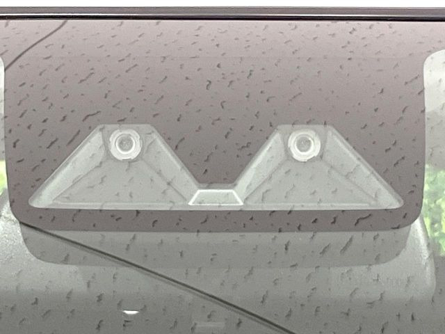 �y�X�}�[�g�A�V�X�g�z���s���ɑO���̎ԗ�����F�����A�Փ˂������Ȏ��͌x��ƃu���[�L�ŏՓˉ���Ɣ�Q�y�����A�V�X�g�B�����S�Ƀh���C�u�����y���݂��������܂��B