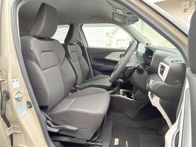 �^�]�Ȃ܂��ɂ͏\���ȃX�y�[�X������A�啿�ȕ��ł��������^�]���Ă�����������ł��B