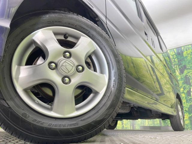 �y�����A���~�z�C�[���z�O�ςɃ}�b�`���������A���~�z�C�[���𑕒����Ă���܂��B�e��ЊO�A���~�z�C�[����A�X�^�b�h���X�^�C�����戵�����Ă���܂��B���񂲑��k����������