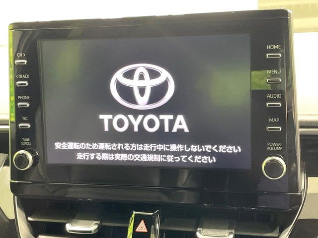 �y����9�^�f�B�X�v���C�I�[�f�B�I�z�������̃X�}�[�g�t�H���ƘA�g���āA�i�r��bluetooth�ł̉��y�Đ����\�ł���f�U�C���͂�����񑀍쐫���ǍD��