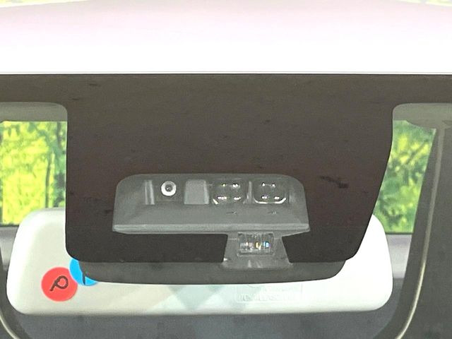 �y�X�Y�L �Z�[�t�e�B�T�|�[�g�z���s���ɑO���̎ԗ�����F�����A�Փ˂������Ȏ��͌x��ƃu���[�L�ŏՓˉ���Ɣ�Q�y�����A�V�X�g�B�����S�Ƀh���C�u�����y���݂��������܂��B