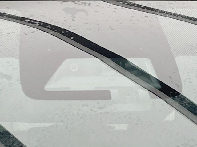 �y�g���^�Z�[�t�e�B�Z���X�z���s���ɑO���̎ԗ�����F�����A�Փ˂������Ȏ��͌x��ƃu���[�L�ŏՓˉ���Ɣ�Q�y�����A�V�X�g�B�����S�Ƀh���C�u�����y���݂��������܂��B