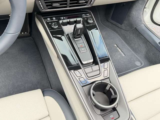 �y�I�v�V�����zCarrera���S����G���{�X���H�Z���^�[�R���\�[���B