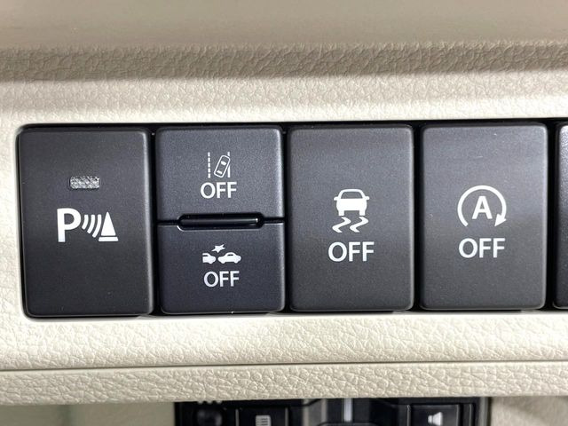 �y�X�Y�L �Z�[�t�e�B�T�|�[�g�z���s���ɑO���̎ԗ�����F�����A�Փ˂������Ȏ��͌x��ƃu���[�L�ŏՓˉ���Ɣ�Q�y�����A�V�X�g�B�����S�Ƀh���C�u�����y���݂��������܂��B