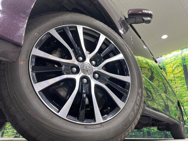 �y����17�C���`�A���~�z�C�[���z�O�ςɃ}�b�`���������A���~�z�C�[���𑕒����Ă���܂��B�e��ЊO�A���~�z�C�[����A�X�^�b�h���X�^�C�����戵�����Ă���܂��B���񂲑��k����������