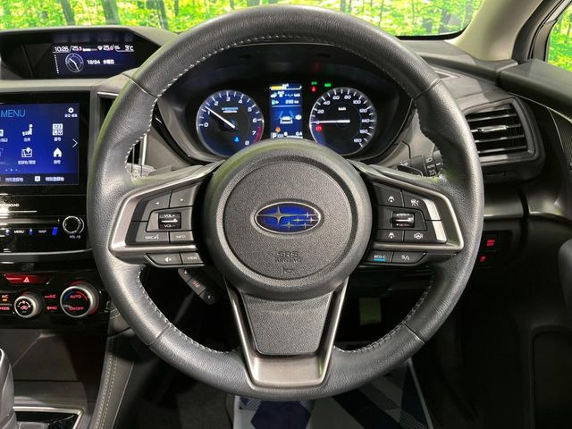 �y�����v�����X�e�A�����O�z�㎿�Ȋv���g�p���邱�ƂŁA��ɂ����������݂ƂĂ��^�]���₷���n���h���ł���