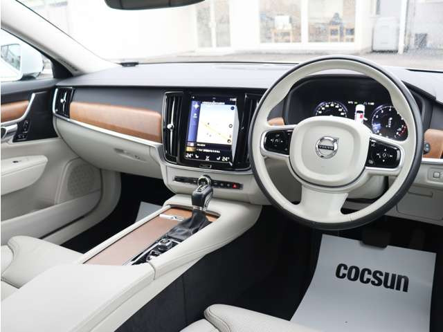 �k���É��X�A�y�Y�X�͎w�萮���H������L�B��c�X�A���l�X�ɂ͔F�ؐ����H������L���Ă��܂��B���ꂼ��̋��_�ɐ������t�g��e�X�^�[���̐ݔ��@����������Ă��܂��B