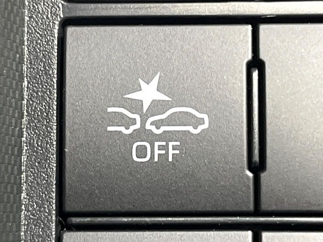 �y�X�}�[�g�A�V�X�g�z���s���ɑO���̎ԗ�����F�����A�Փ˂������Ȏ��͌x��ƃu���[�L�ŏՓˉ���Ɣ�Q�y�����A�V�X�g�B�����S�Ƀh���C�u�����y���݂��������܂��B