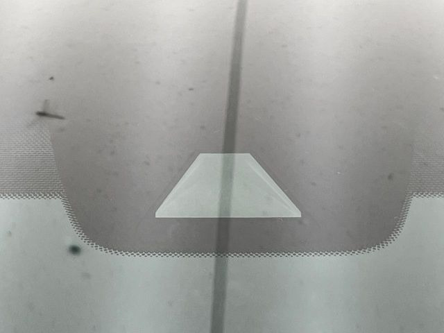 �y�g���^�Z�[�t�e�B�Z���X�z���s���ɑO���̎ԗ�����F�����A�Փ˂������Ȏ��͌x��ƃu���[�L�ŏՓˉ���Ɣ�Q�y�����A�V�X�g�B�����S�Ƀh���C�u�����y���݂��������܂��B