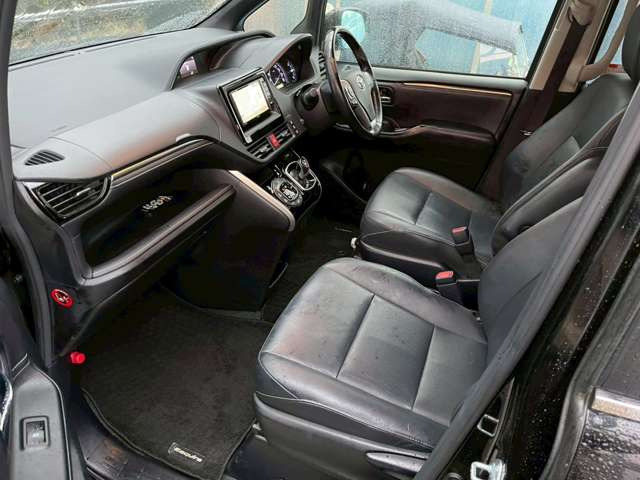 �C�ɂȂ邨�Ԃ�����܂�����E�̓d�b�ԍ����璼�ڂ��X�ɂ��₢���킹���������B�x�����@����ԗ����A��Ԃ܂łȂ�ł������������Ē����܂��B�X�^�b�t�ꓯ���A�����҂����Ă���܂��B